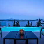 Ino Lefkas Нидри