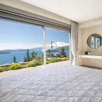 Ino Lefkas Нидри
